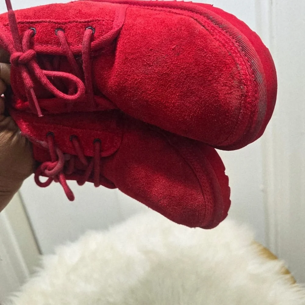 UGG size color